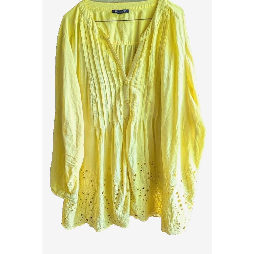 Womens Eyelet Lace Top 28W Butter Yellow Button Boho Romantic Relaxed Pleated